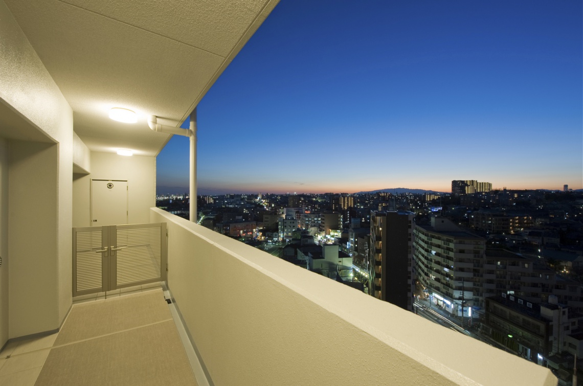 共用廊下(夜景)