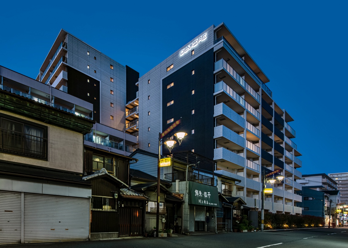 外観(夜景/南西)
